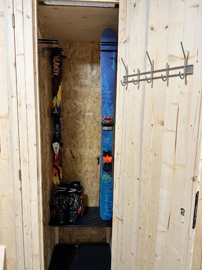 Gorgeous 2 Bedroom, 2 Full Bath, Ski In Apartment! Winner Of 2025 And 2024 Traveller Award! 莫尔济讷 外观 照片